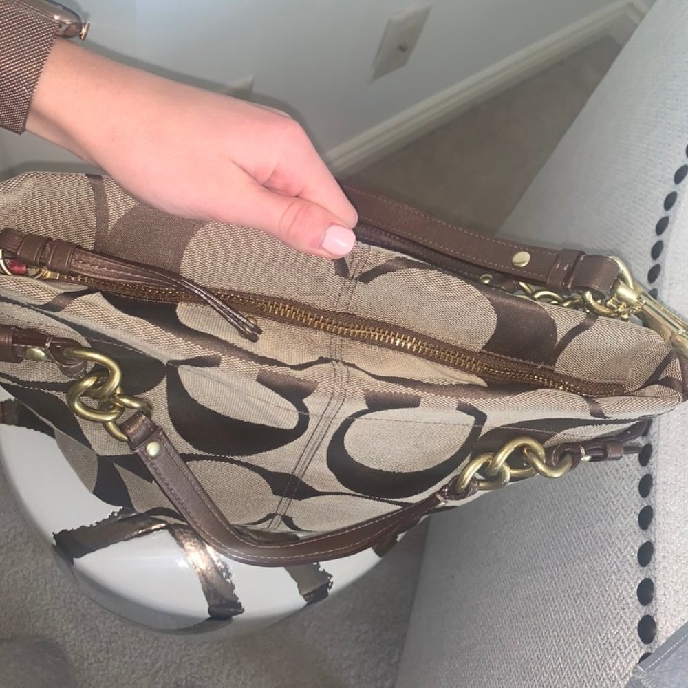 Authentic Coach Purse - Picture 6 of 8